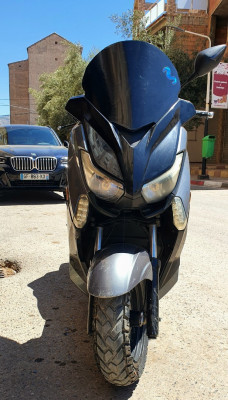 motos-scooters-xmax-kojima-2015-amizour-bejaia-algerie
