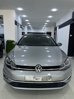 moyenne-berline-volkswagen-golf-7-2018-confortline-ain-benian-alger-algerie