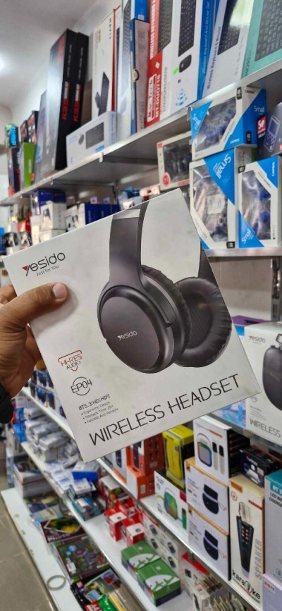 Claviers, Casques, Consoles de jeux, Manettes... Appareils informatiques