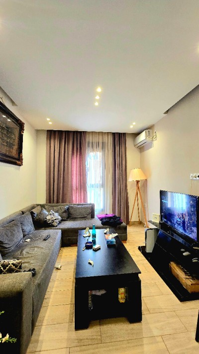 بيع شقة 4 غرف وهران بئر الجير