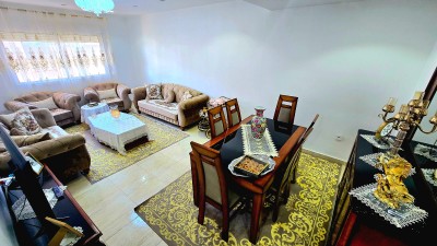 بيع شقة 4 غرف وهران بئر الجير