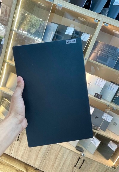 Lenovo ideapad V14 AMD Ryzen 7 5700U 8gb 512ssd