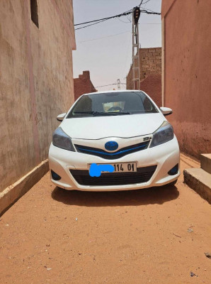 voitures-toyota-yaris-2014-touch-active-adrar-algerie