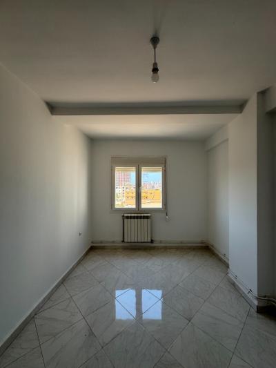 Sell Apartment F4 Oran Bir el djir