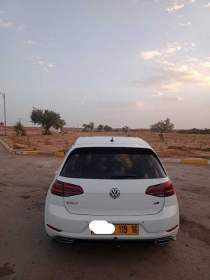 moyenne-berline-volkswagen-golf-7-2019-r-line-aflou-laghouat-algerie