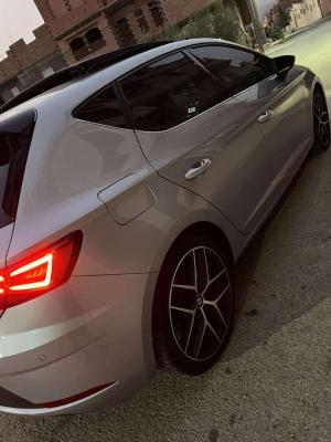 voitures-seat-leon-2019-fr-ouled-mimoun-tlemcen-algerie