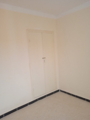 Rent Apartment F4 Alger Baraki