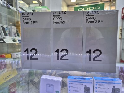 Oppo Oppo reno 12 F 5G 256GB/12Ram chargeur