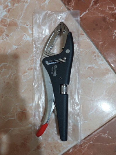 Pince à étau MOB