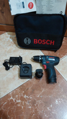 Visseuse Bosch 12v 2Ah 