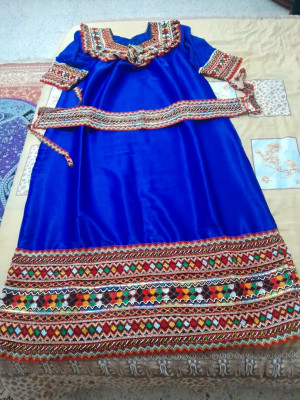 traditional-clothes-robe-kabyle-el-magharia-alger-algeria