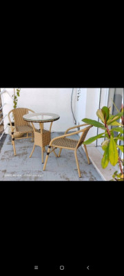 tables-table-et-chaise-terrasse-restaurant-cafeteria-baraki-alger-algerie