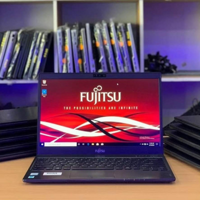 laptop-pc-portable-fujitsu-u937-i5-7em-8256-133-920gr-mohammadia-alger-algerie