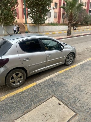 voitures-peugeot-207-2010-allure-mansourah-tlemcen-algerie