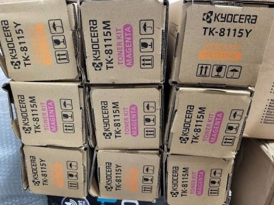 Tk8115 toner kyocera