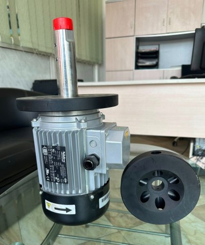 POMPES DOSEUSE ET AGITATOR (PIVOT D IRRIGATION)