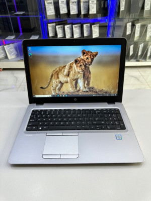 Laptop HP Elitebook 850 G3 i5-6em 8GB 256GB AMD R7 L365X 1GB