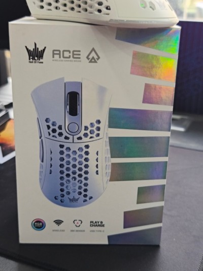 Souris Gaming Galax HOF ACE M2 WHITE / BLACK Wireless Gaming Mouse