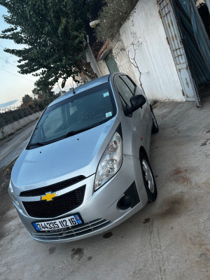 voitures-chevrolet-new-spark-2012-baraki-alger-algerie