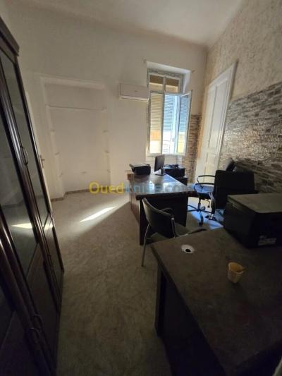 Location Appartement F2 Annaba Annaba