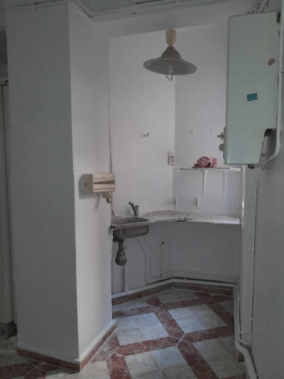 appartement-location-f3-alger-centre-algerie