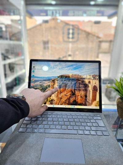 MICROSOFT Surface Laptop 2 i5 8350U