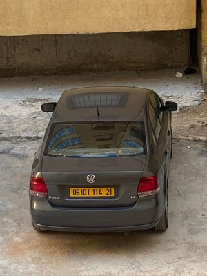 berline-volkswagen-polo-sedan-2014-el-harrouch-skikda-algerie