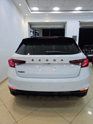 voitures-skoda-fabia-2023-monte-carlo-draria-alger-algerie