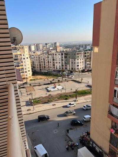 بيع شقة 3 غرف وهران بئر الجير