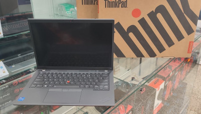 Lenovo ThinkPad T14 G4 (I7-Génération13) Tactile 14"