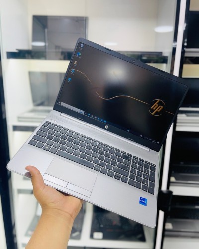 HP 250 G8 I3-1115G4 8GB 256GB SSD