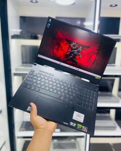 ASUS TUF F15  RYZEN 7 7735H 16GB 512GB SSD RTX 4050 6GB VRAM