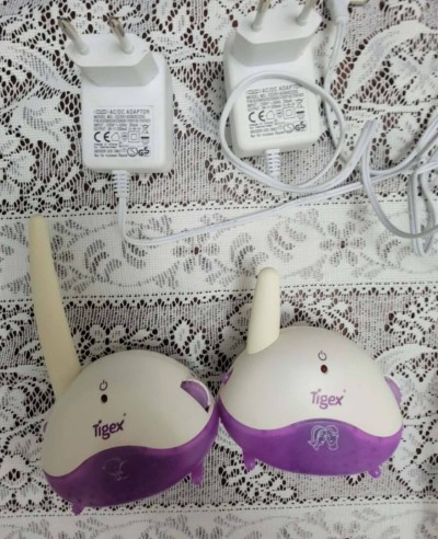 سلامة-وأمان-الطفل-جهاز-مراقبة-الأطفال-tigex-babyphone-ecoute-bebe-doccasion-ببي-فون-مستعمل-بحالة-ممتازة-مع-الشواحن-الأصلية-عين-الطويلة-خنشلة-الجزائر