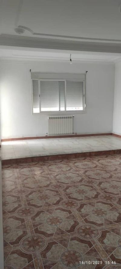 كراء شقة 4 غرف الجزائر بئر خادم