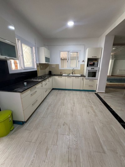 كراء فيلا الجزائر بئر خادم