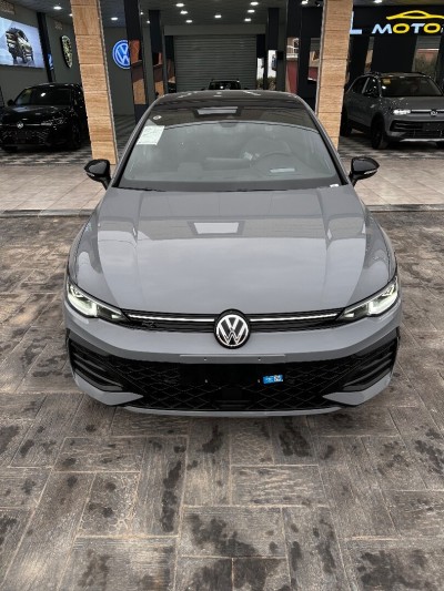 Volkswagen Golf 8.5 2025 Black edition