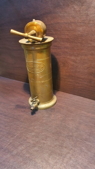 Cabinet de curiosité Véritable Irrigateur Systeme Du Docteur Eguisier N2 du XIXème Siècle PARIS 