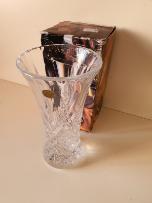 Vase MASQUERADE Cristal d'arc 24% de Pbo Made in France  