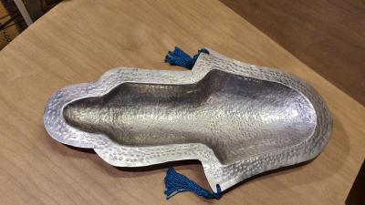 Grande coupelle décorative en cuivre martelé argenté, vide-poche, décoration de table.