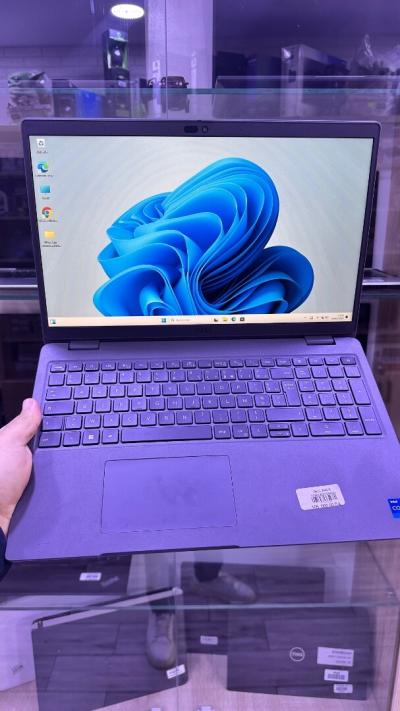 Dell latitude 3540 i5-1335u/8Go/256Go