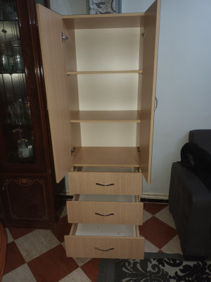 armoires-commodes-armoire-avec-trois-tiroirs-setif-algerie
