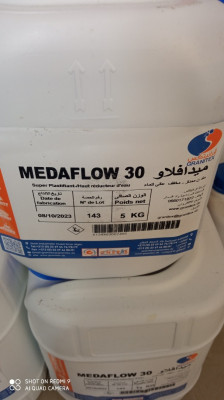 superplastifiant Medaflow 30