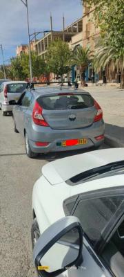 berline-hyundai-accent-2018-confort-oum-el-bouaghi-algerie