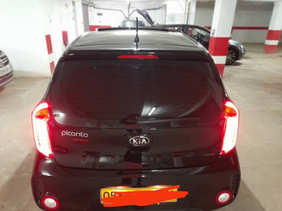 mini-citadine-kia-picanto-2016-sportline-berrouaghia-medea-algerie