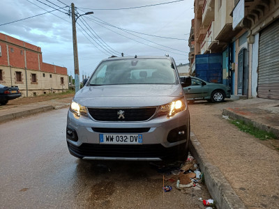 automobiles-peugeot-rifter-2023-partner-el-kala-taref-algerie