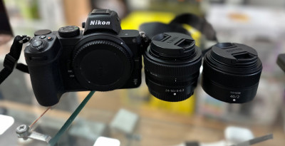 Nikon Z5 avec 40mm f2 et 24 50mm 