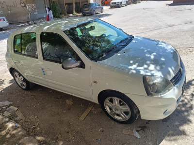 voitures-renault-clio-campus-2013-ain-beida-oum-el-bouaghi-algerie