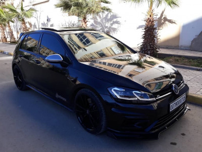 voitures-volkswagen-golf-7-r-2017-batna-algerie