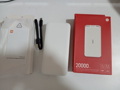 Mi XIAOMI Power Bank - Mi 20000 Mah - 2 Sorties USB - Blanc