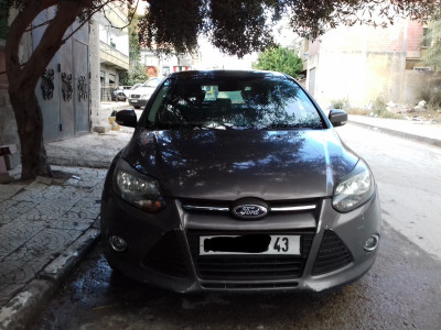 average-sedan-ford-focus-5-portes-2013-titanium-grarem-gouga-mila-algeria